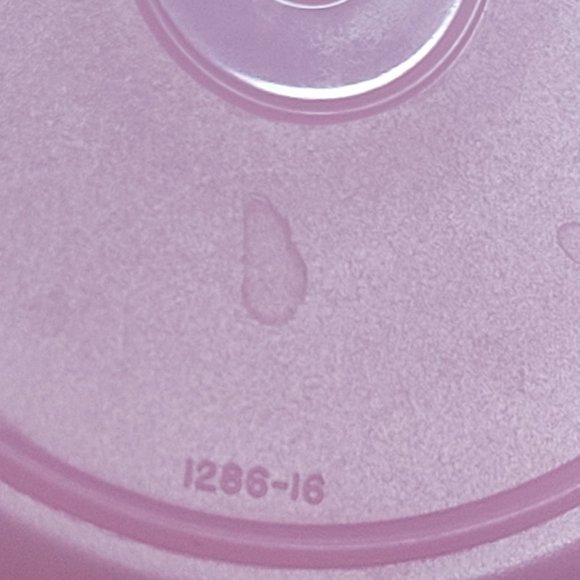 Vintage Tupperware Small Bowls Set of 5 Containers 3 Lids 1286 and 148 - Picture 10 of 12